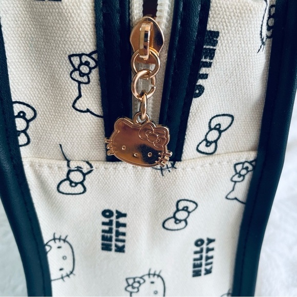 Sanrio Hello Kitty Square Tote Bag - Excellent Condition. - Picture 4 of 12